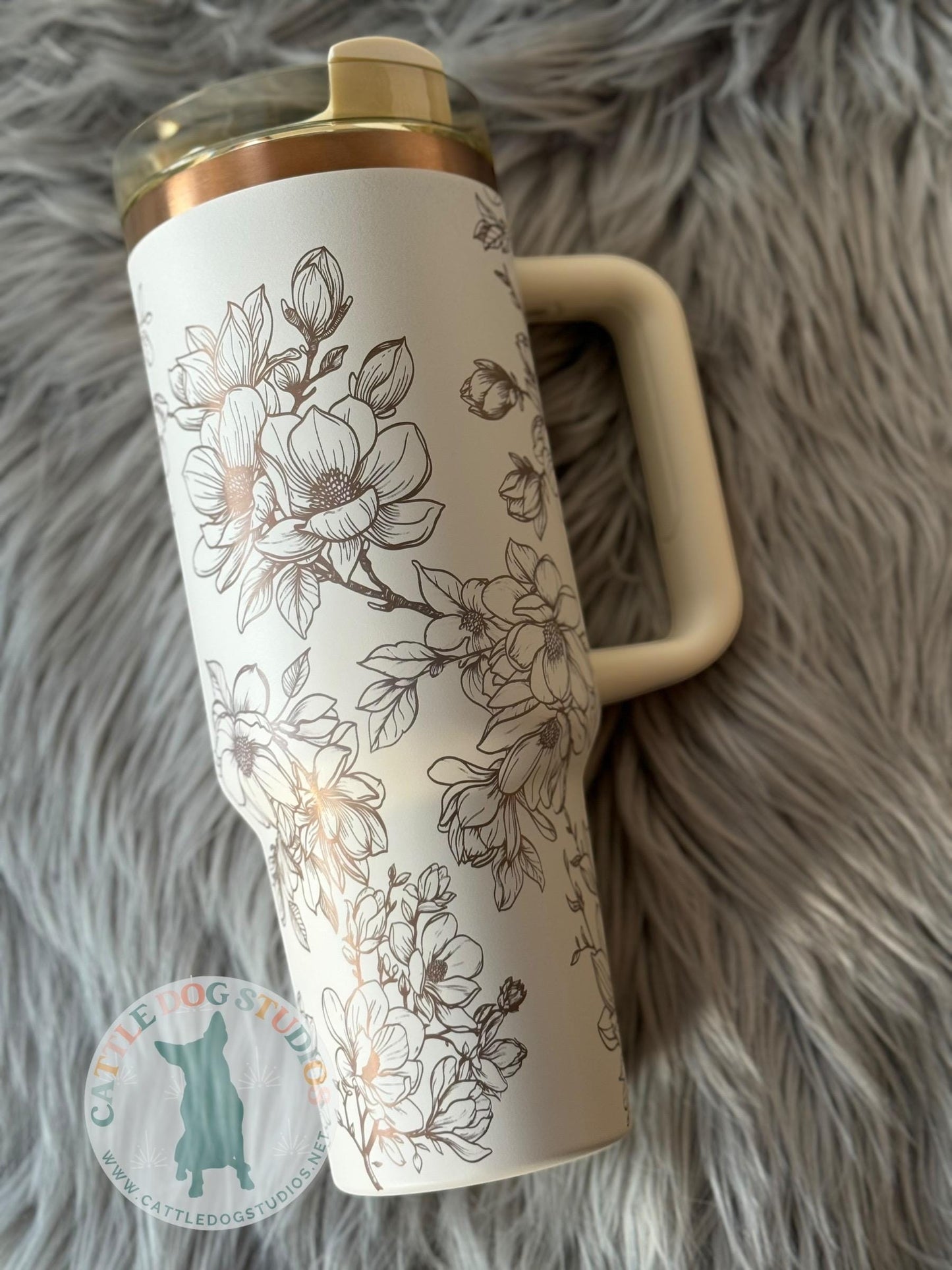 Magnolia floral wrapped tumbler | Magnolia flowers | Floral | Engraved Flowers | Magnola Flower Engraved Tumbler - Cattle Dog Studios Laser & Design