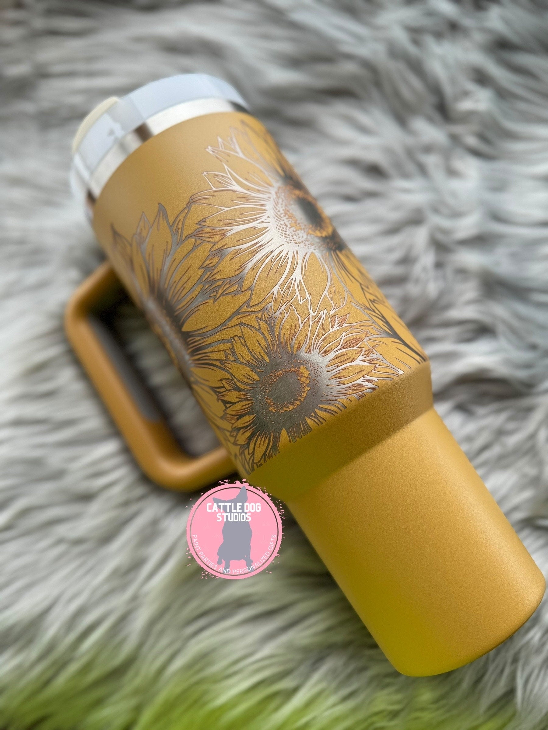 Sunflower Engraved Stanley 40oz Quencher in Yarrow - Cattle Dog Studios Laser & Design