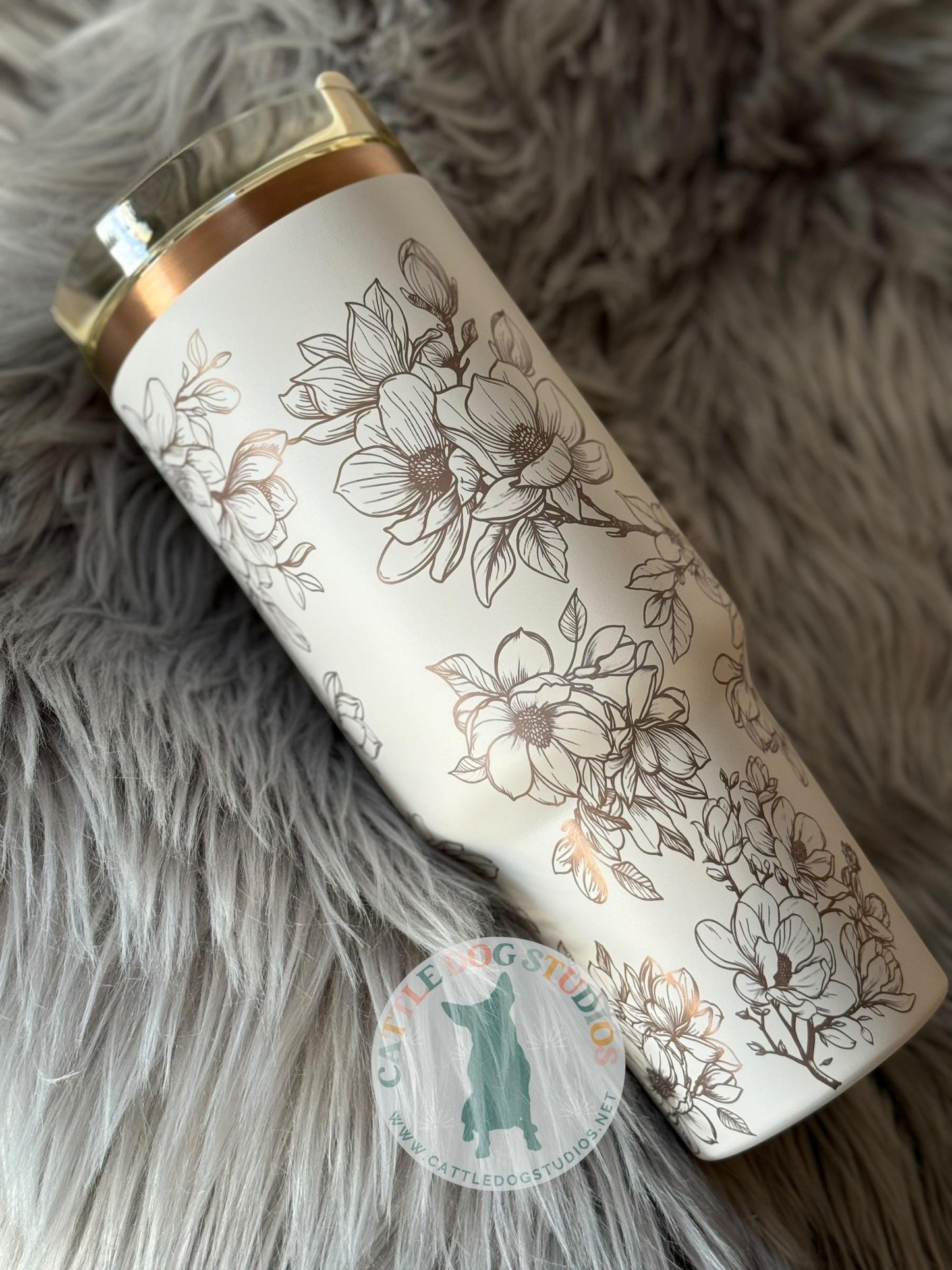 Magnolia floral wrapped tumbler | Magnolia flowers | Floral | Engraved Flowers | Magnola Flower Engraved Tumbler - Cattle Dog Studios Laser & Design